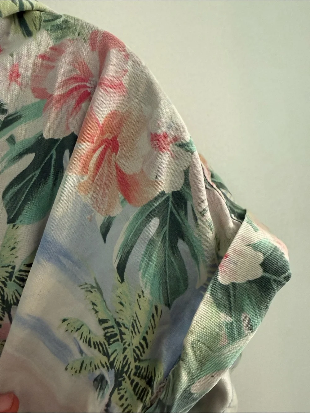 Tommy Bahama Women’s Short-Sleeve Floral Camp Shirt - Pastel Hawaiian - Picture 3 of 5